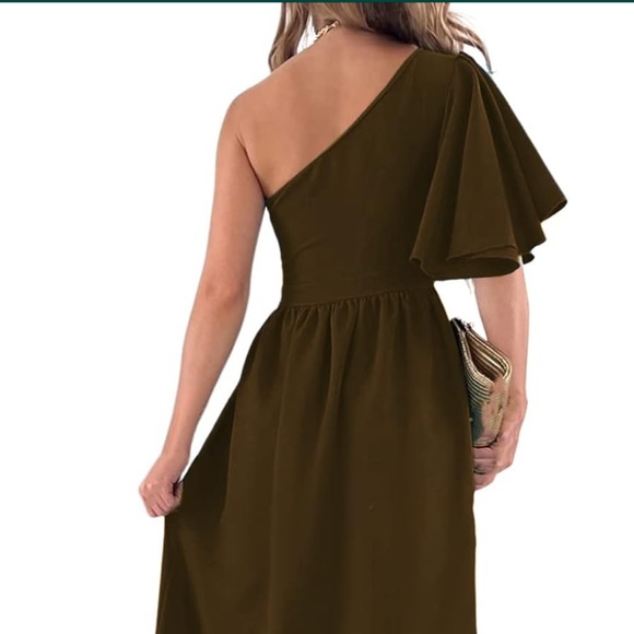 Army green wedding guest dress - Picture 2 of 3